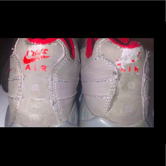 Gray Suede Nike sneakers - Picture 2 of 4